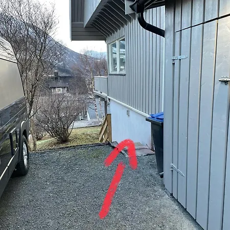 Stilren I Narvik! Apartamento